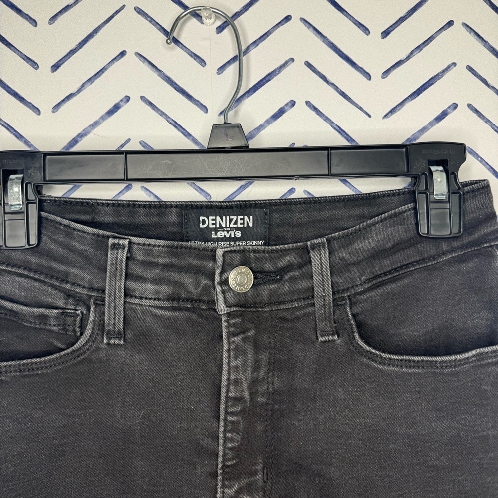 Levi’s Denizen Super High-rise Stretch Skinny Size 6 Washed Black rinse - Picture 3 of 5